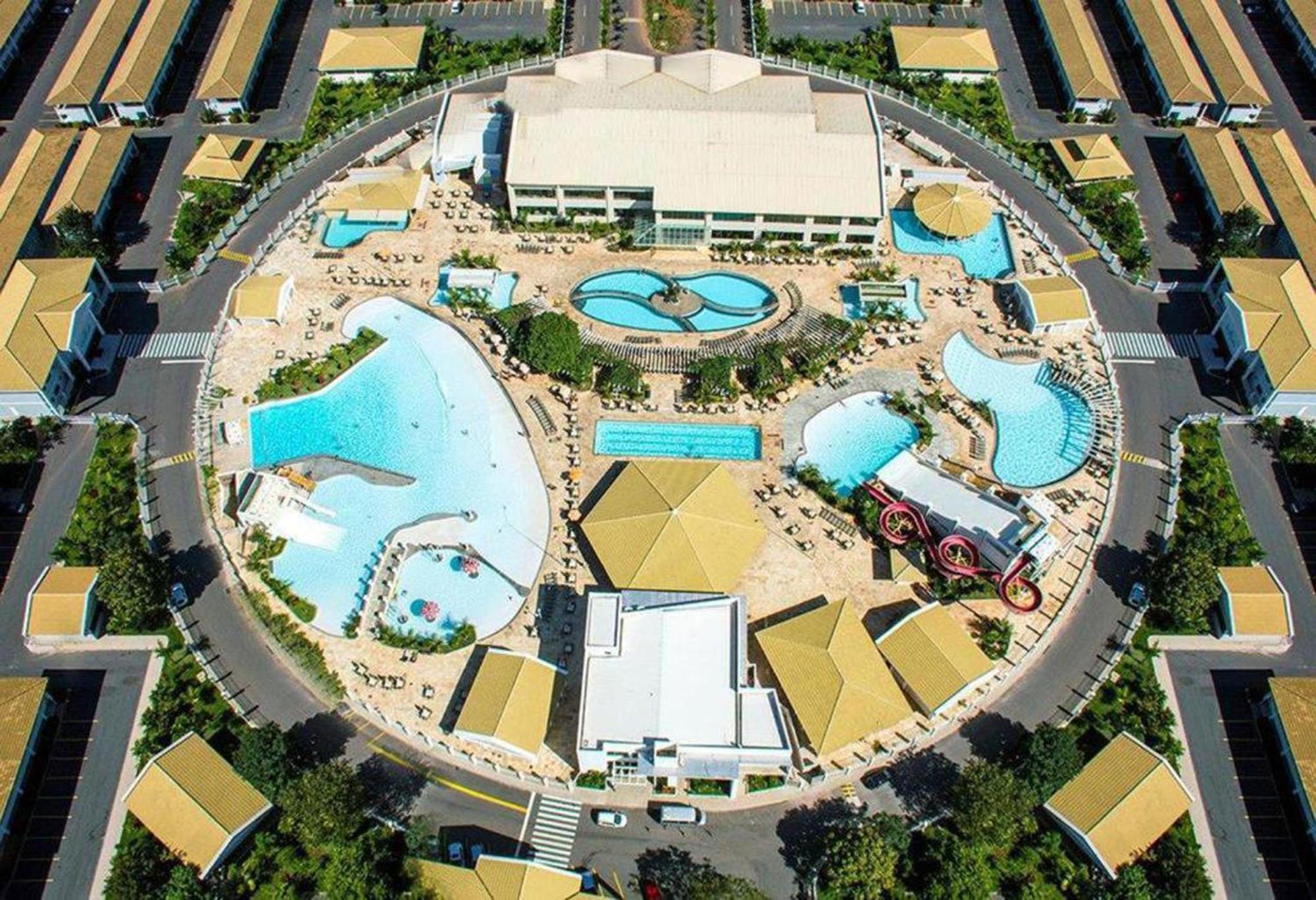 Lacqua Diroma Oficial - Diroma Acqua Park Incluido - Com Roupa De Cama E Banho Caldas Novas Ngoại thất bức ảnh