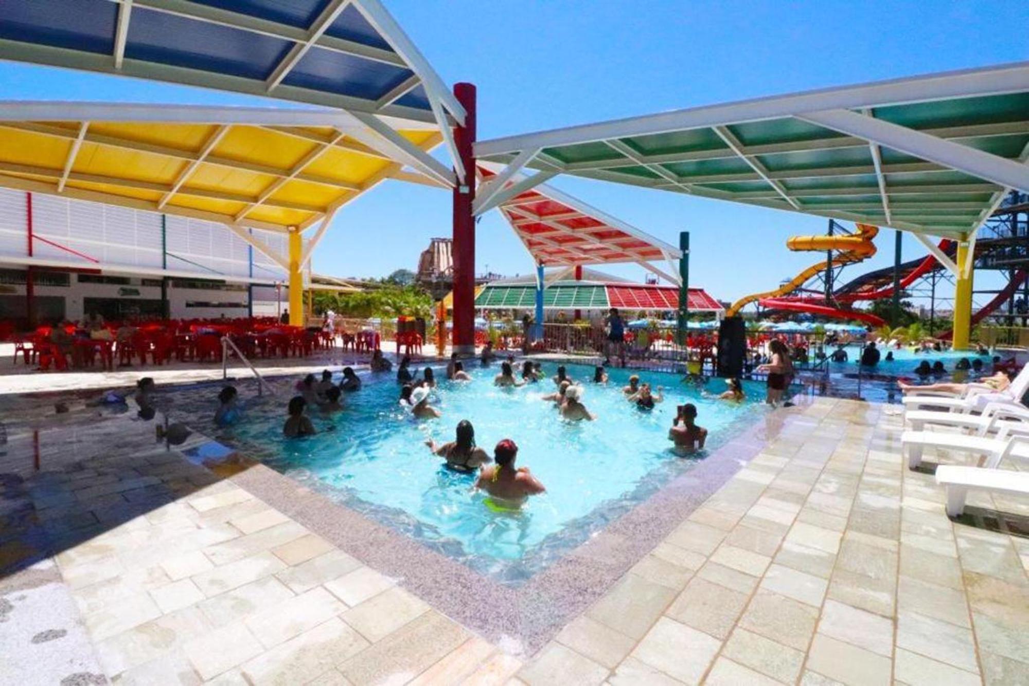 Lacqua Diroma Oficial - Diroma Acqua Park Incluido - Com Roupa De Cama E Banho Caldas Novas Ngoại thất bức ảnh