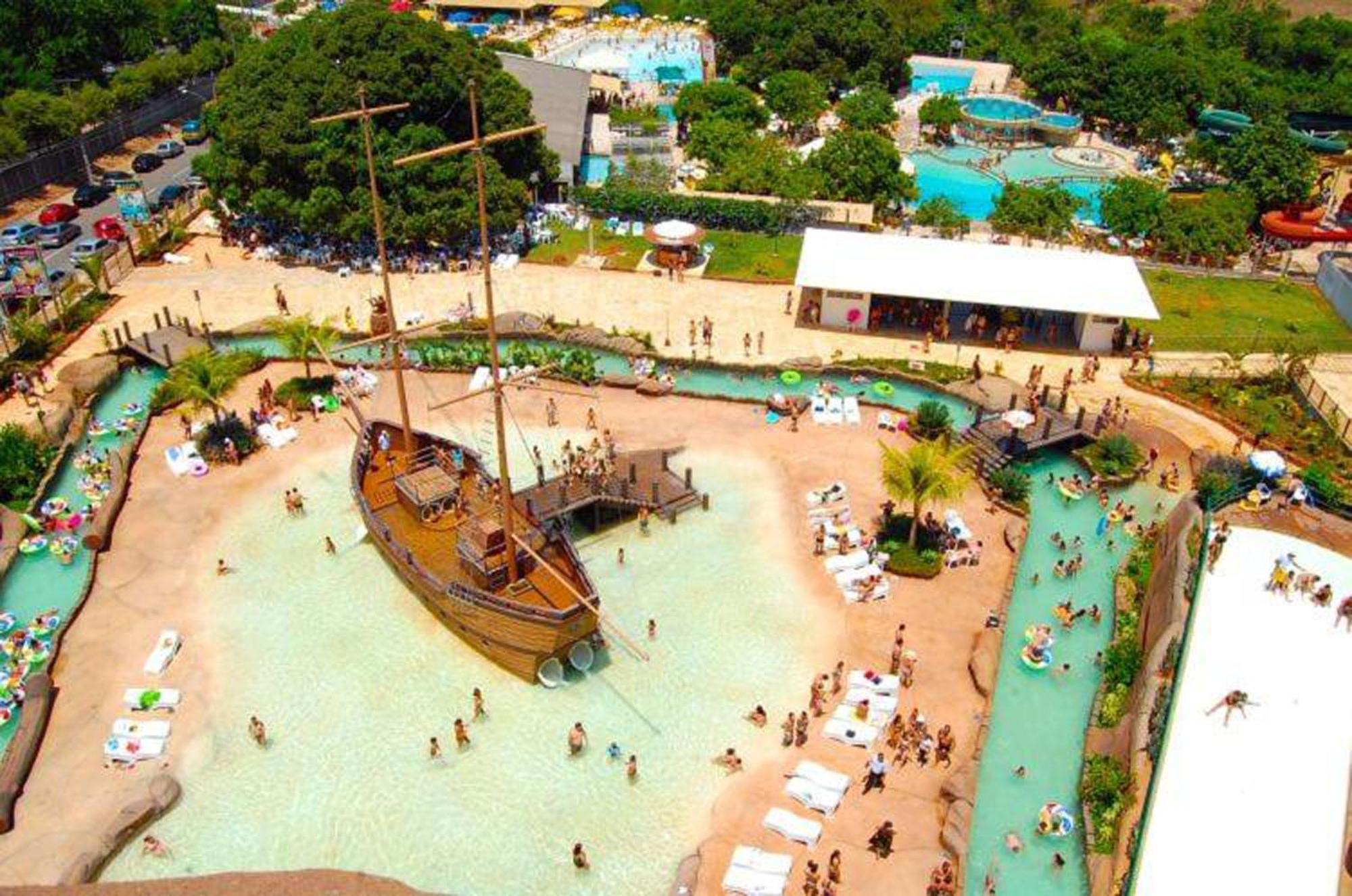 Lacqua Diroma Oficial - Diroma Acqua Park Incluido - Com Roupa De Cama E Banho Caldas Novas Ngoại thất bức ảnh